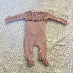 Boutique footed sleeper 0-3 month